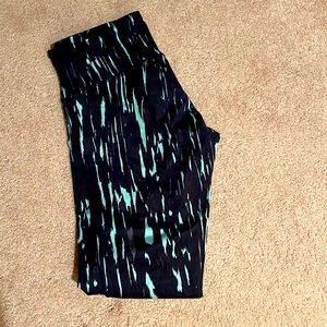 lululemon cropped leggings